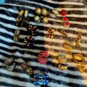 Vintage clip earrings